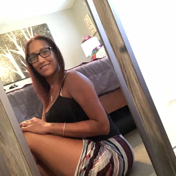 Meet your Posher, Brandi - Picture 4 of 7